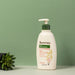 Aveeno Daily Moisturising Creamy Oil 300ml.