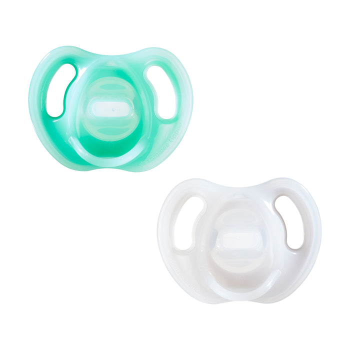 Tommee Tippee Ultra Light Soother 0-6m 2 Pack.