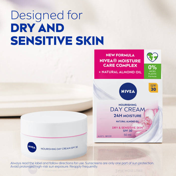 Nivea Daily Essentials Rich Moisturing Day Cream Dry Skin/Sensitive Skin SPF30 50ml