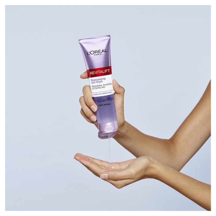 L'Oreal Revitalift Replumping Gel Wash 150ml.