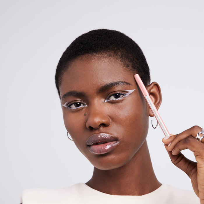 L'Oreal Superliner Le Khol Immaculate Snow