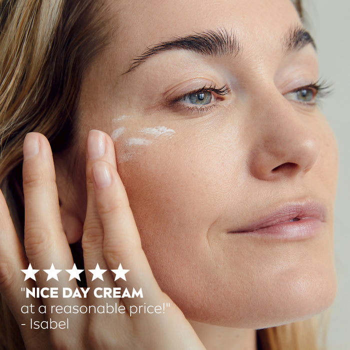 Nivea Q10 Power Day Cream Light SPF15 50ml.