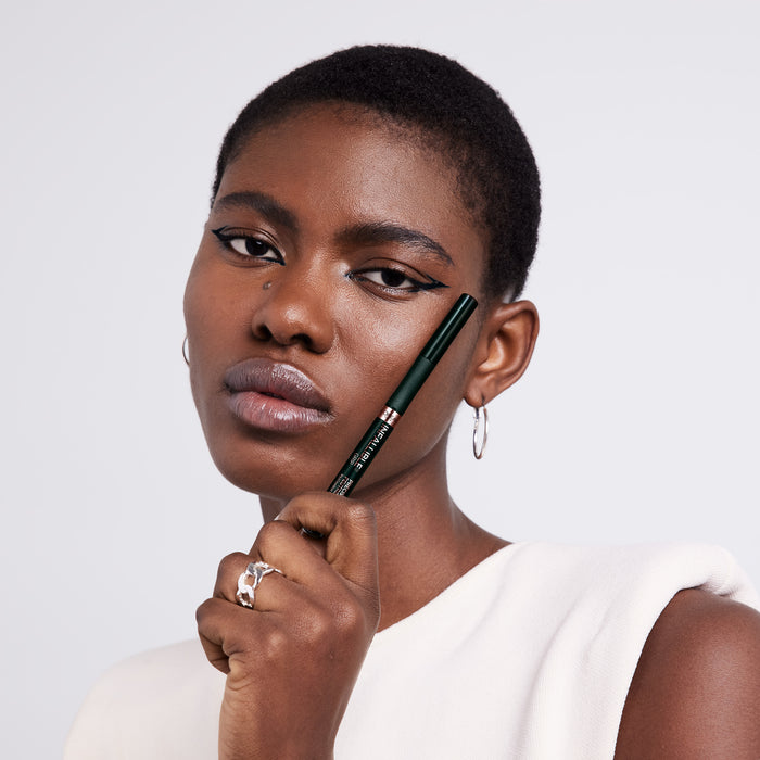 Loreal Infallible Grip 27Hr Precision Liner Felt Black