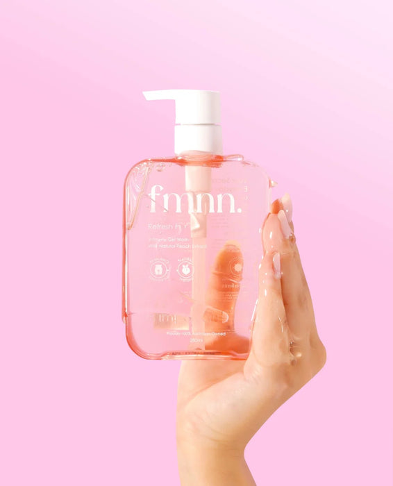 Fmnn Refresh Her Intimate Gel Wash Peach 280ml.