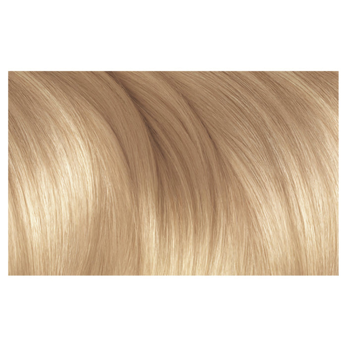 L'Oreal Excellence 9 Light Blonde.