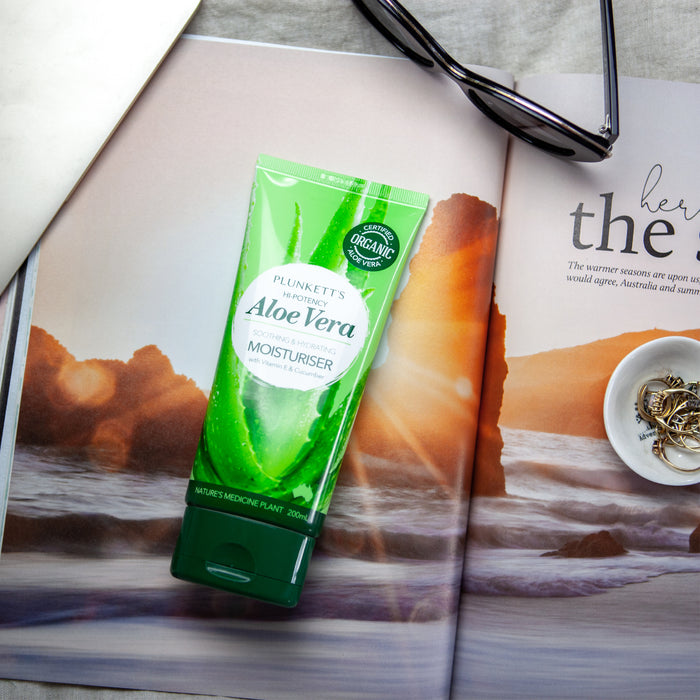 Plunkett Aloe Vera 90% Moisturiser + Vitamin E 200ml.