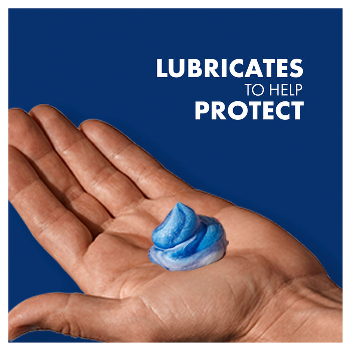 Gillette White Shave Gel Sensitive 195g.